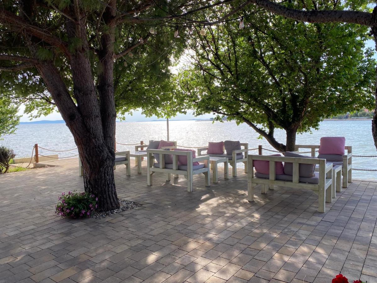 Apartments Lolo ปริฟลากา ภายนอก รูปภาพ