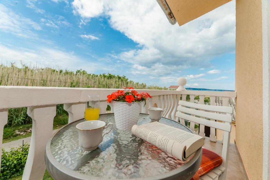 Apartments Lolo ปริฟลากา ภายนอก รูปภาพ